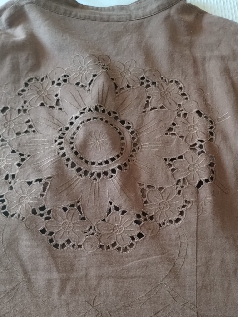 Scalloped Eyelet Button-Front Brown Linen Top - Picture 2 of 2